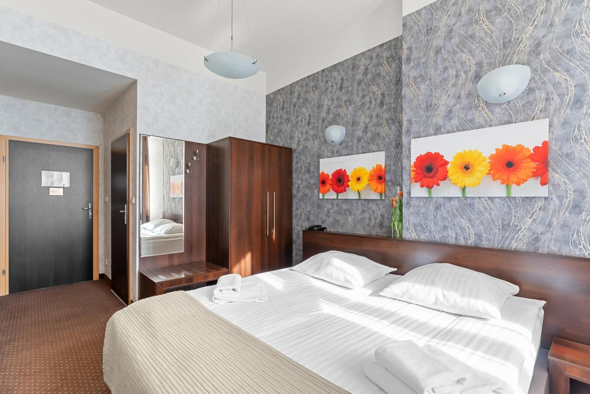 Hotel Diament Economy Gliwice Luaran gambar