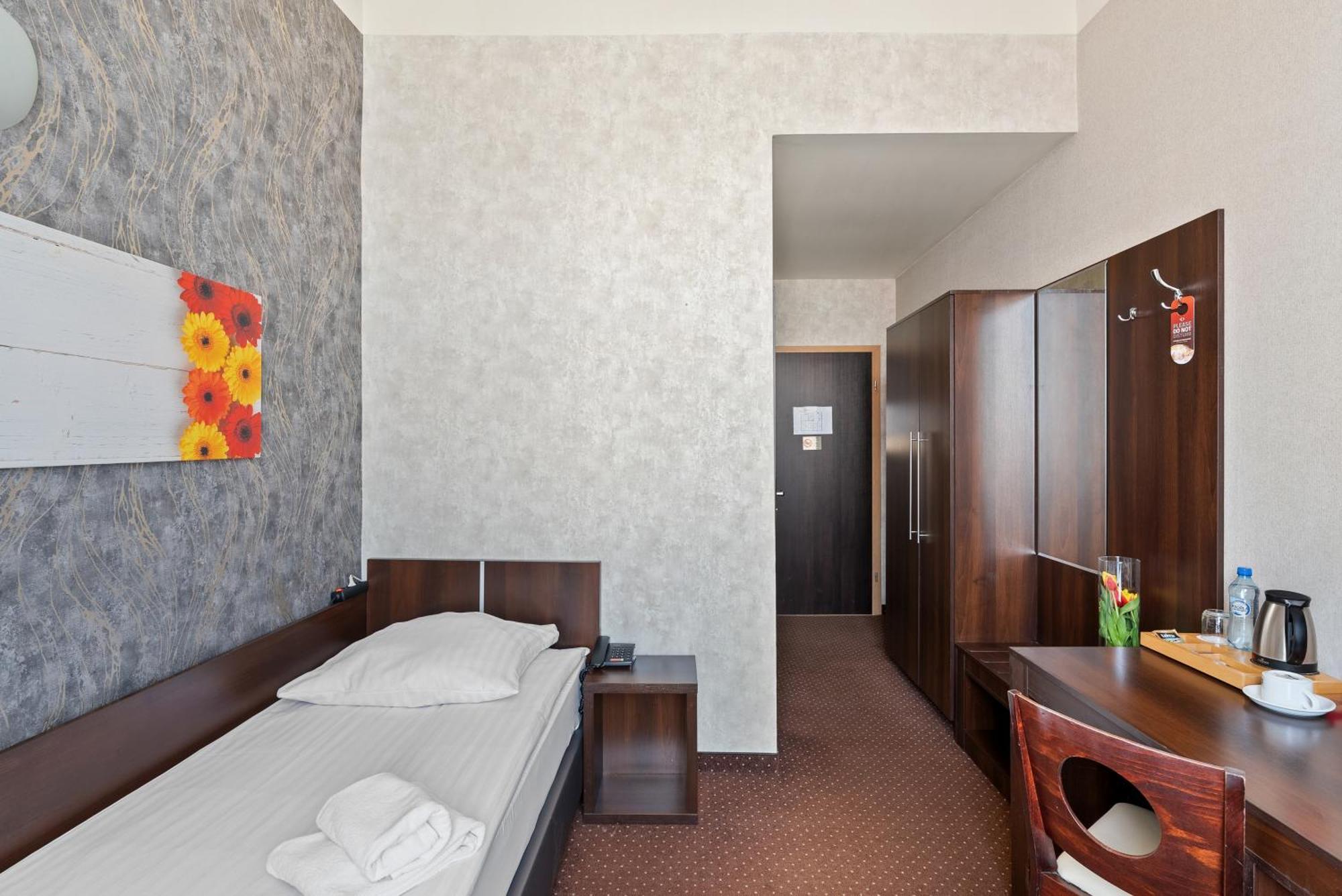Hotel Diament Economy Gliwice Luaran gambar